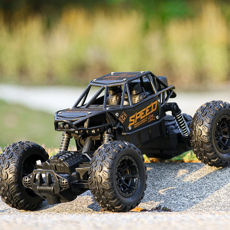 Remote-controlled off-road vehicle