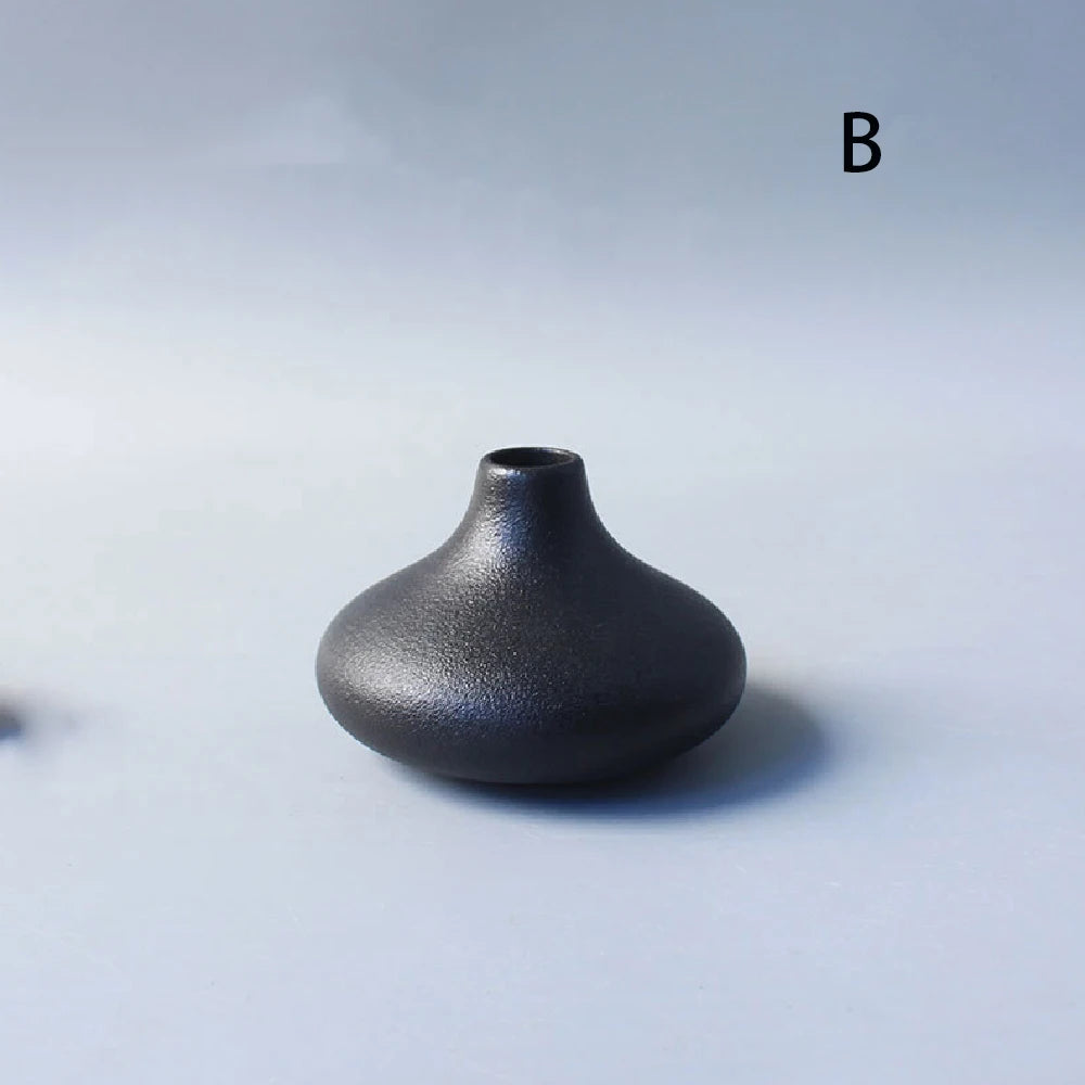 Ceramic small vase