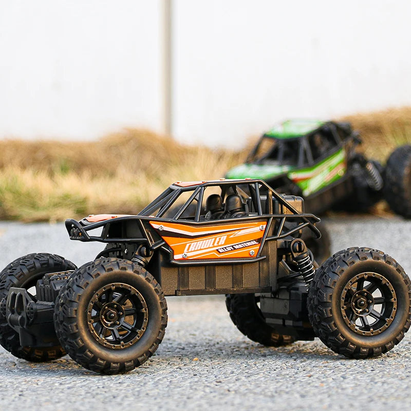 Remote-controlled off-road vehicle
