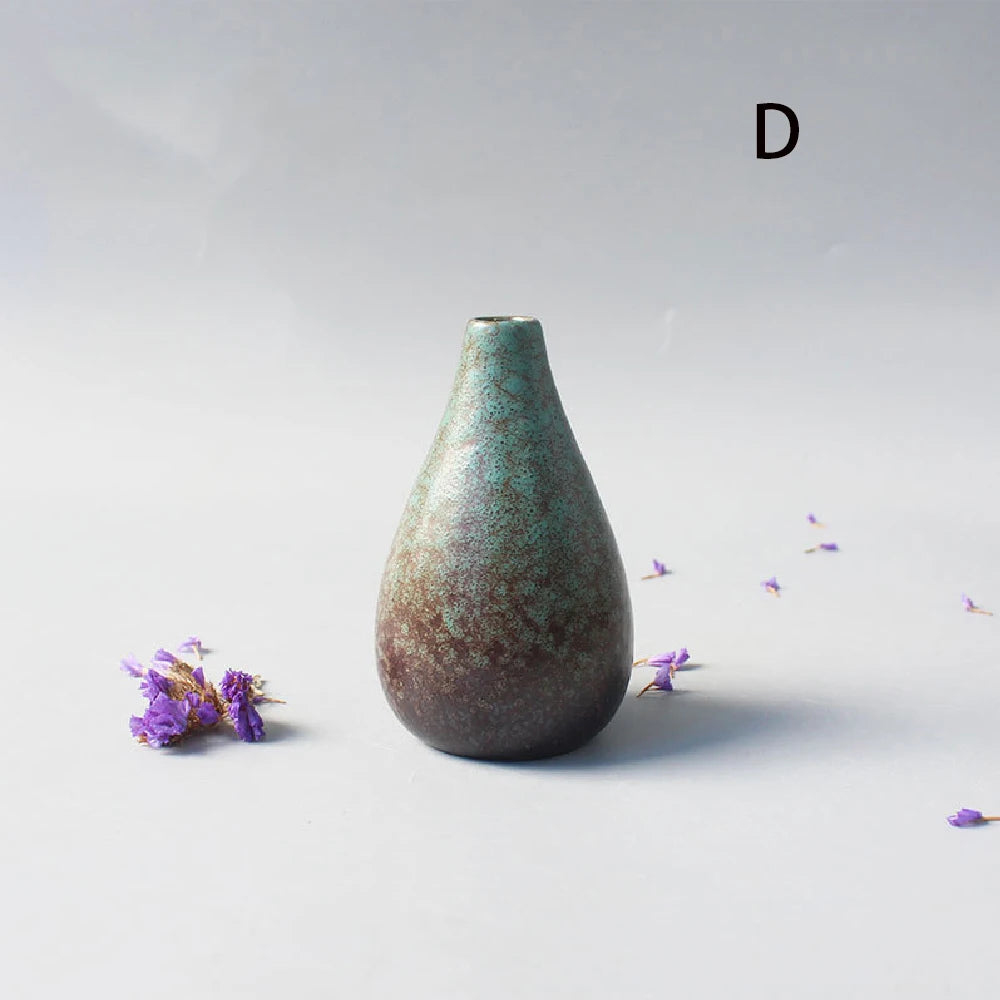 Ceramic small vase