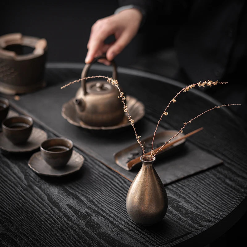 Decorative Vase - Retro Style