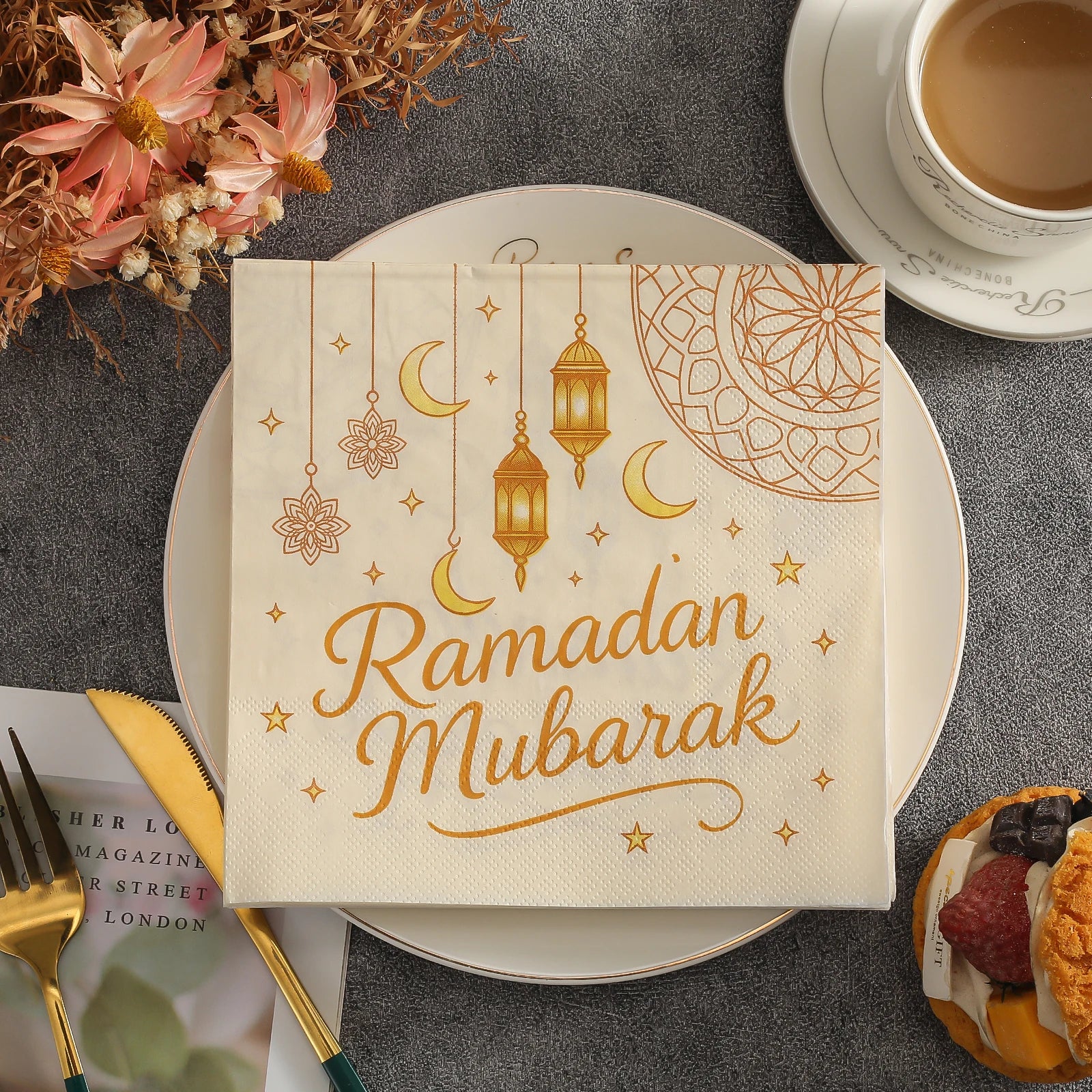 20 Colorful Moon-Patterned Napkins